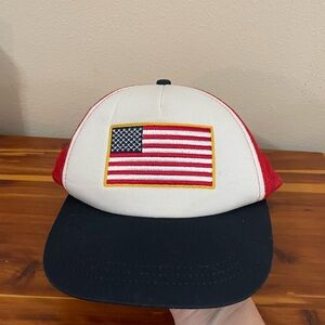 INFINITY AMERICAN FLAG Trucker Hat men’s OSFM red, white & blue Ballcap